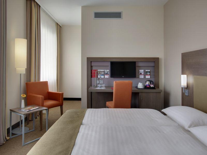 Intercityhotel Leipzig Exterior photo